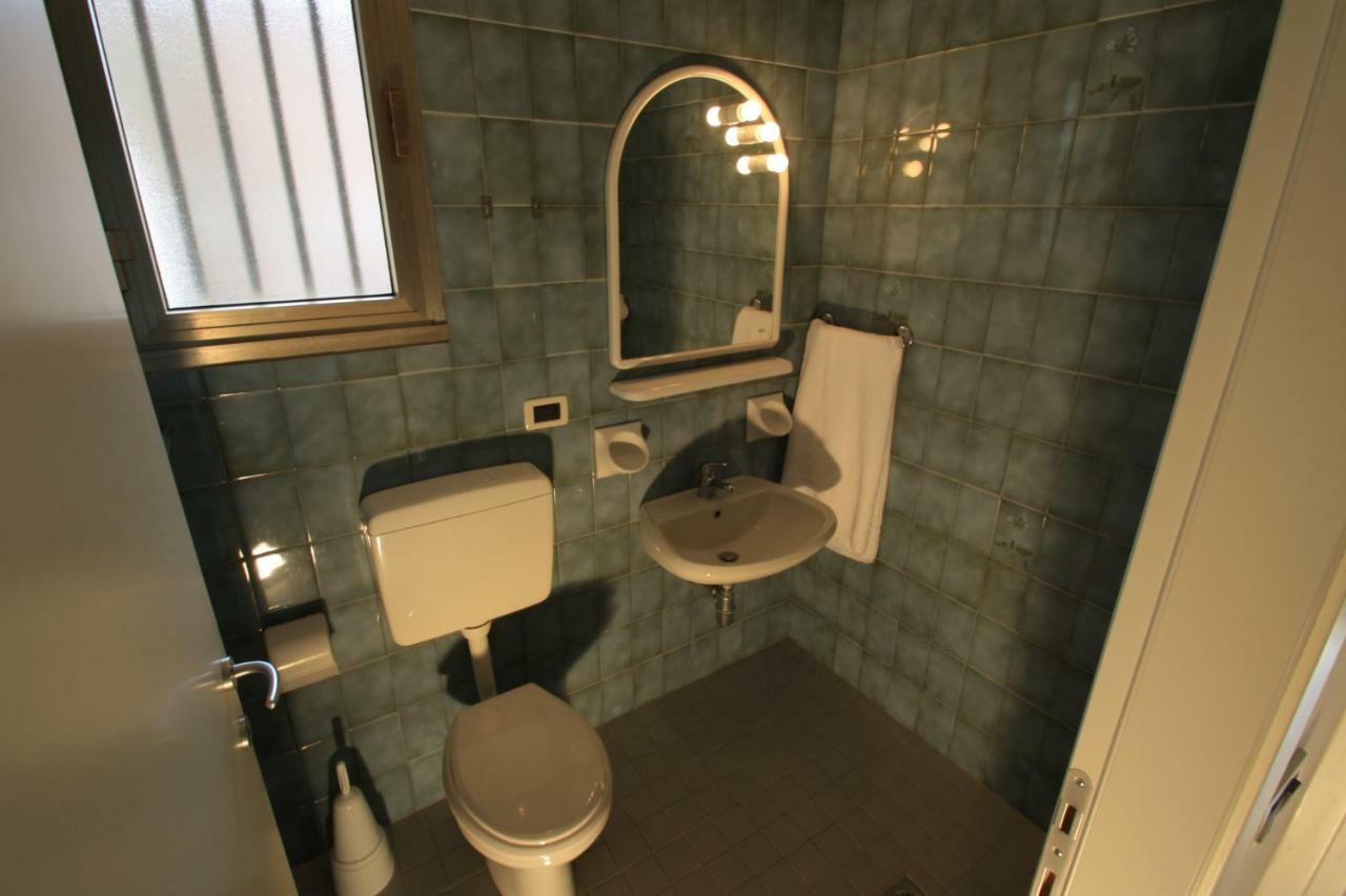 - 3 Bedrooms , 2 Bathrooms - *