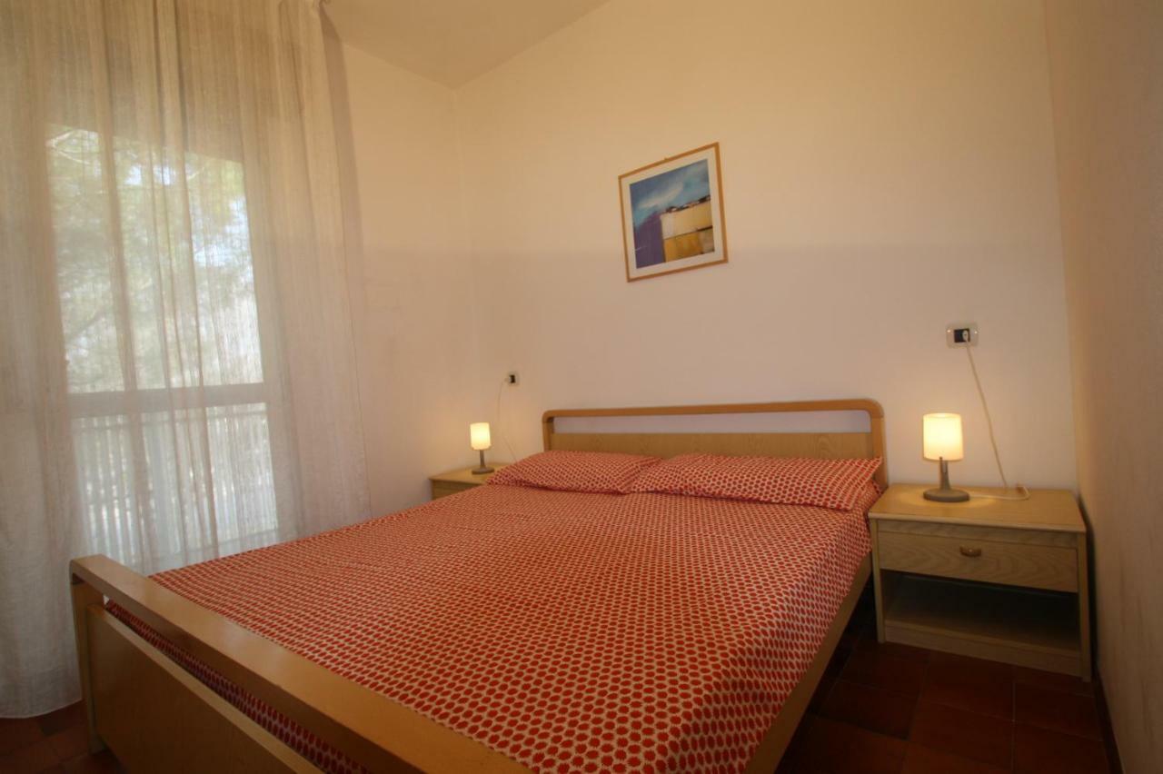 Appartamento - 3 Bedrooms , 2 Bathrooms - *